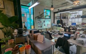 クジャクのダンス誰が見た調光フィルム